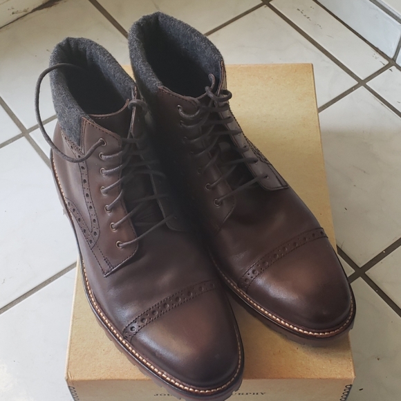 Mens shoes - Picture 1 of 4